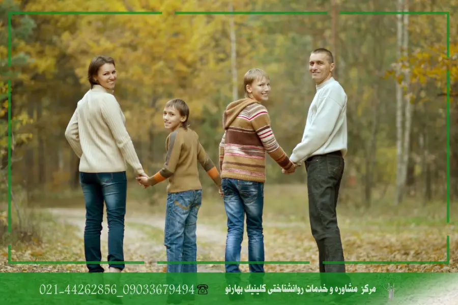 راه‌حل‌های عملی برای رفع مشکلات نوجوان با خانواده در تعطیلات